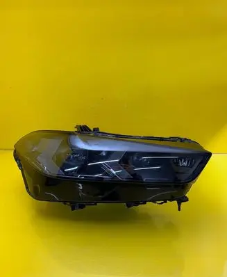 BMW X5 G05 Headlight/headlamp 5A8E116-01