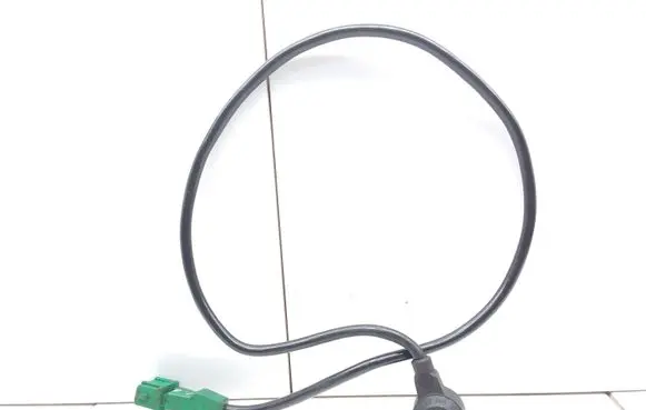 Audi A6 S6 C5 4B Detonation knock sensor 054905377H 5WM1511