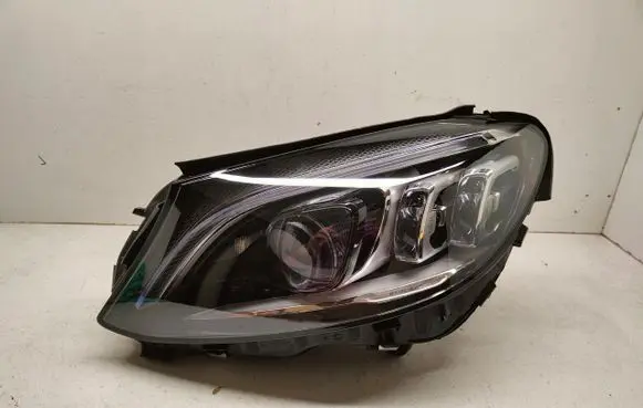Mercedes-Benz C W205 Headlight/headlamp