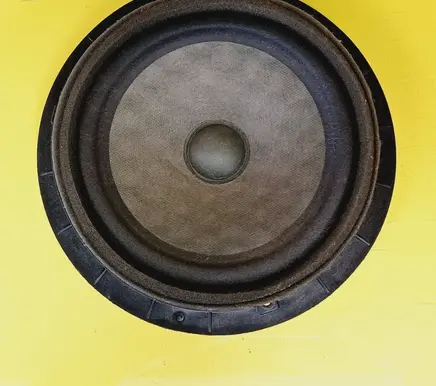 Suzuki Swift I Front door speaker 3910262J00
