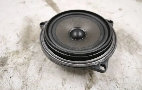 BMW 3 E92 E93 Rear door speaker 9143231 18820010 902275492501