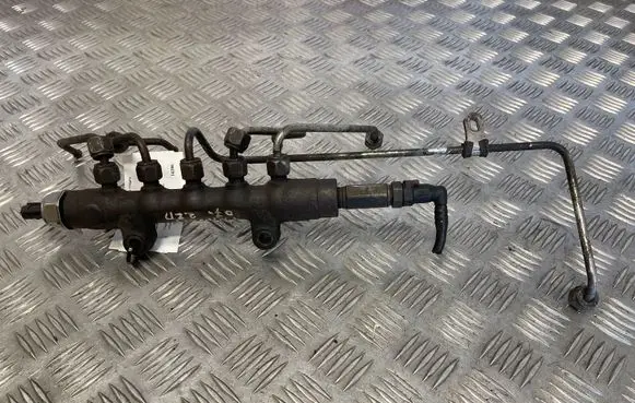 Ford Transit Fuel main line pipe