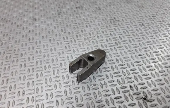 Mercedes-Benz Sprinter W901 W902 W903 W904 Fuel Injector clamp holder