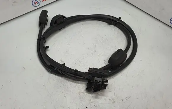 BMW 7 G11 G12 Windshield washer spray nozzle 7357373 61667357373
