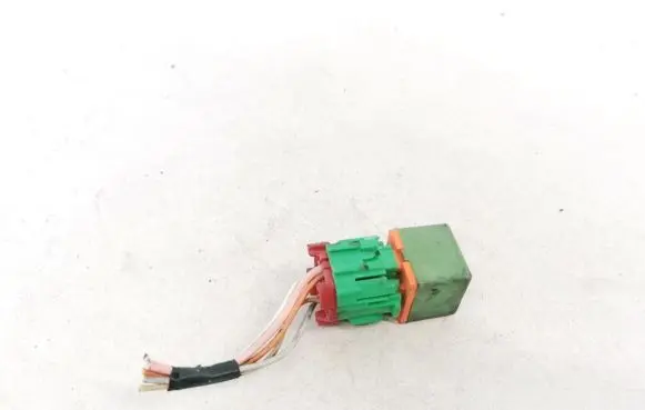 Peugeot 607 Other relay PA66GF30 PA66-GF30