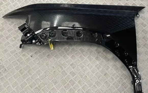 Dacia Duster III Fender 