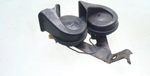 Peugeot 308 Horn signal 3881157