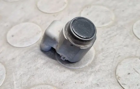 BMW 5 E60 E61 Parking PDC sensor 9127799