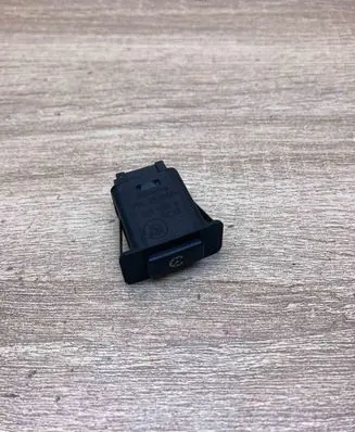 BMW 5 E39 Cruise control switch 8360462