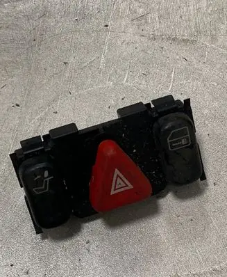 Mercedes-Benz E W210 Hazard light switch 2108201310
