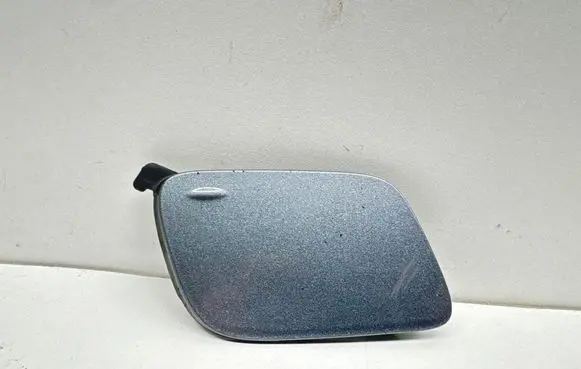 Volvo V40 Front tow hook cap/cover 31425090
