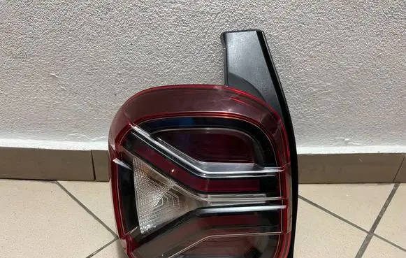 Dacia Duster II Rear/tail lights 265558514R