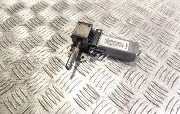 Volvo XC90 Seat adjustment motor 988582103 D331001 010708113014