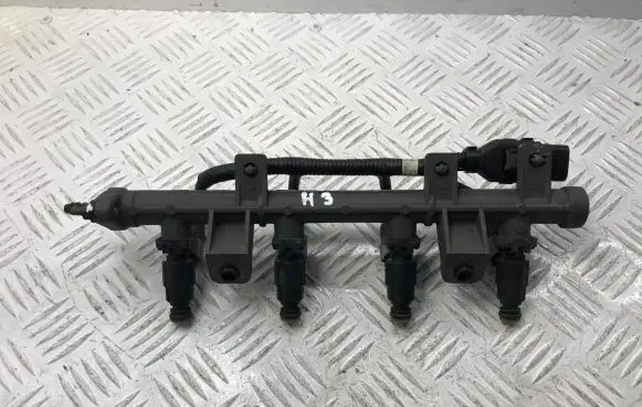 Hyundai Getz Fuel injectors set 3531022600 9260930006 3530402810