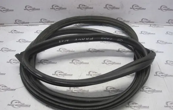 BMW 1 E82 E88 Sliding door rubber seal 