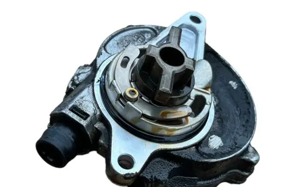Volvo S60 Vacuum pump 6G9N2A451AG