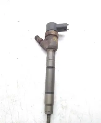 Fuel injector