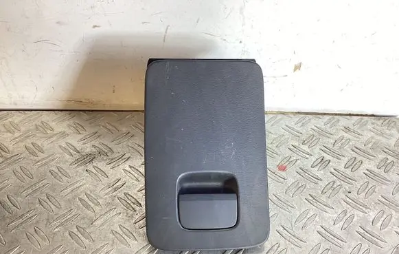 Volvo S90, V90 Glove box 31366376