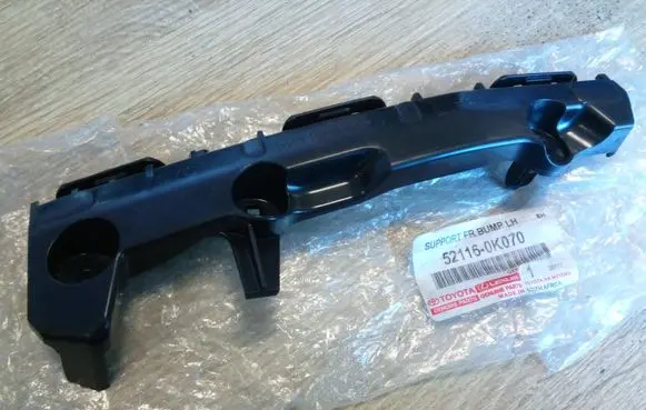 Toyota Hilux (AN10, AN20, AN30) Front bumper mounting bracket 521160K070 NE69135