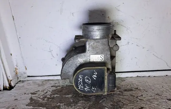 Mazda 323 F Mass air flow meter B6S713210A 1971004090
