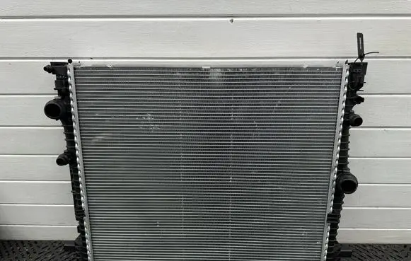 BMW X3M F97 Coolant radiator 8665241 GT365004 21990210