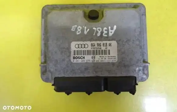 Audi A3 S3 8L Engine control unit/module 06A906018AK 0261204675