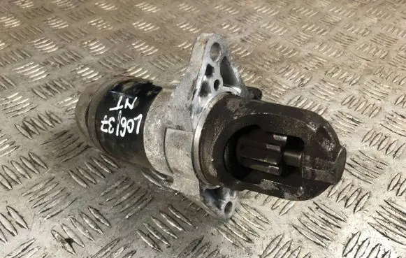 Subaru Legacy Starter motor 23300AA450 M000T30471