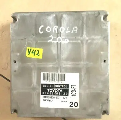 Toyota Corolla E120 E130 Engine control unit/module 8966602120 MB1758005231