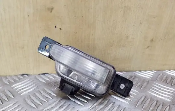 Volkswagen Tiguan Reverse light 5N0941071