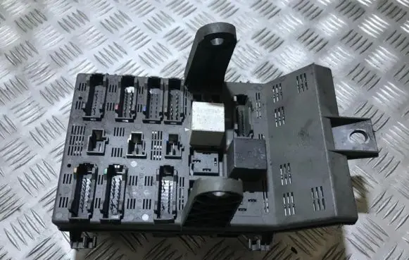 Renault Laguna I Fuse box set