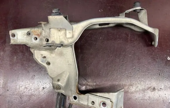 Opel Zafira B Side radiator support slam panel 13145238