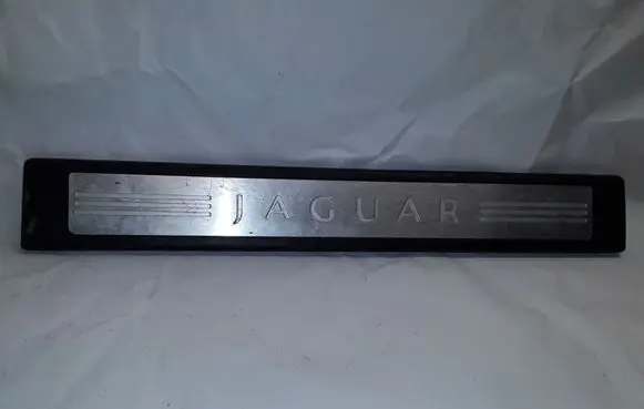 Jaguar XF Other sill/pillar trim element 8X2313201AF CKDXA