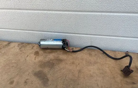 Mercedes-Benz S W220 Seat adjustment motor 2208201542