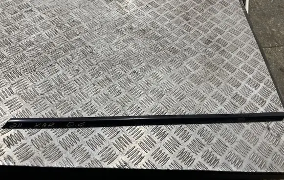 Mercedes-Benz E W211 Rear side glass trim 