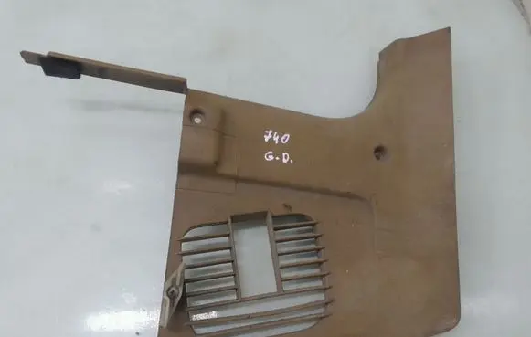 Volvo 940 (D) pillar trim (bottom) 1265534
