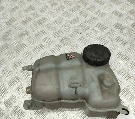 Mercedes-Benz B W247 Coolant expansion tank/reservoir A2475000049