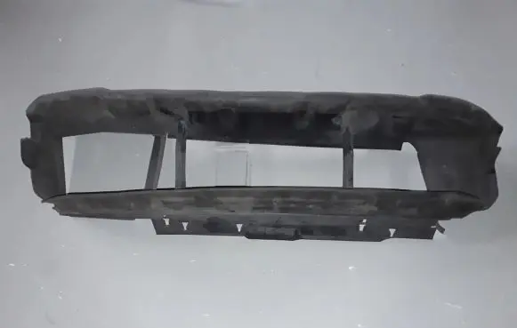 Ford Focus Intercooler air channel guide F1EB8314AB
