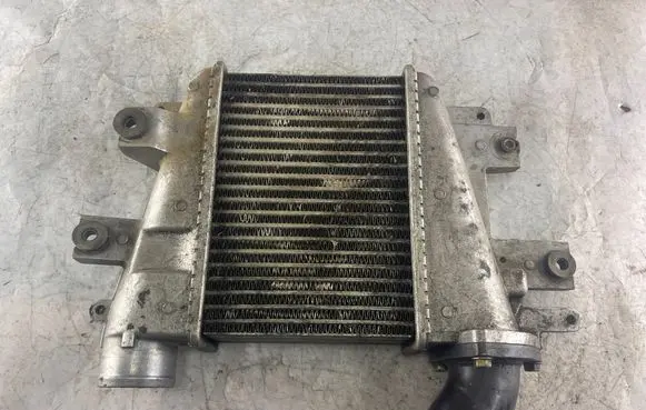 Nissan Patrol Y61 Intercooler radiator