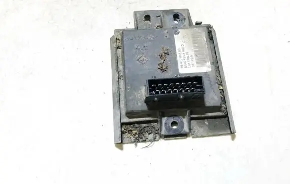 Peugeot 607 Ignition amplifier control unit 9641004580