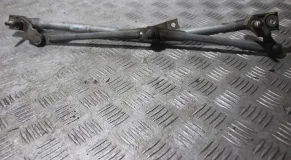 Skoda Fabia Mk1 (6Y) Front wiper linkage 