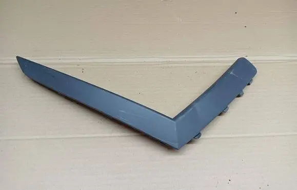 Skoda Octavia Mk4 Front bumper splitter molding 5E3807834 124036280100