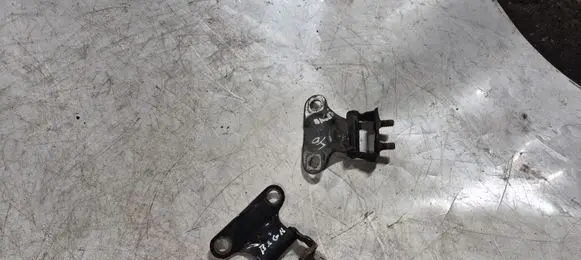Toyota Avensis T270 Tailgate/trunk/boot hinge