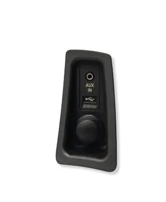 BMW 1 E82 E88 AUX in-socket connector 9129651