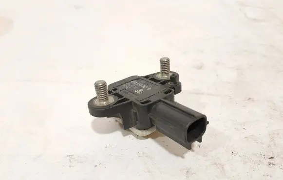 Audi A6 S6 C6 4F Airbag deployment crash/impact sensor 4F0955557B 021627611 101208