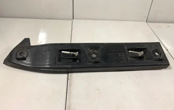 Volkswagen Golf IV Front bumper mounting bracket 1J0807184A