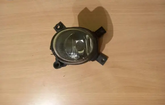 Audi A4 S4 B7 8E 8H Front fog light 8E0941699C 89210613