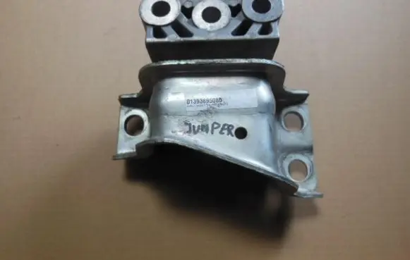 Peugeot Boxer Engine mounting bracket 01393895080