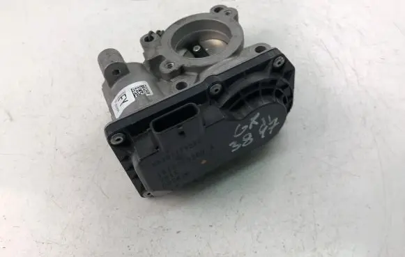 Renault Clio IV Throttle valve H8201171233