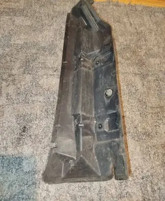 Audi TT Mk1 Front arch trim 8N0821111A 8N0821111