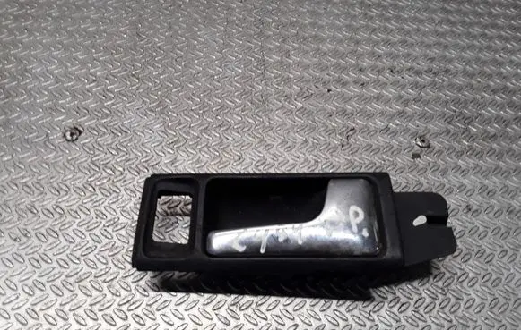 Audi A6 S6 C4 4A Front door interior handle 4A0837020A